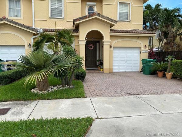 Kendall Breeze, 12285 SW 123rd Ave, Three Lakes, Florida 33186, image 2