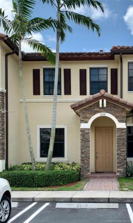 Martinique At Oasis, 3220 SE 7th St #2, Homestead, Florida 33033, image 2