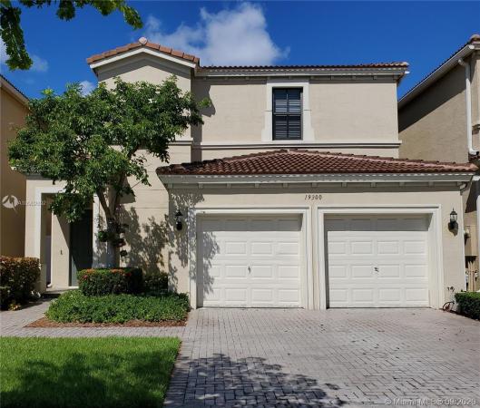 Champion Lakes, 19300 NE 9th Pl, Ives Estates, Florida 33179, image 2