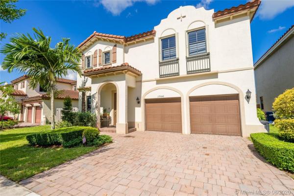 Venetian Parc, 17550 SW 154th Pl, Richmond West, Florida 33187, image 2