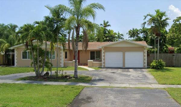 Pine Shore, 11380 SW 128th St, Kendall, Florida 33176, image 2