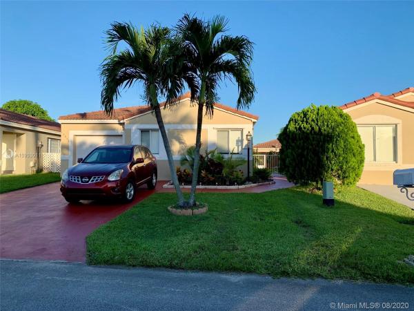 Weitzer Serena Lakes West, 17360 SW 142nd Ct, Richmond West, Florida 33177, image 2
