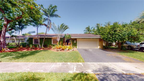 Calusa Club Estates, 10252 SW 127th Pl, The Crossings, Florida 33186, image 2