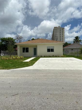 Centerville, 2761 NW 50th St, Brownsville, Florida 33142, image 2