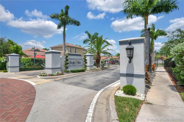 Portofino Palms, 1065 NE 40th Rd, Homestead, Florida 33033, image 2
