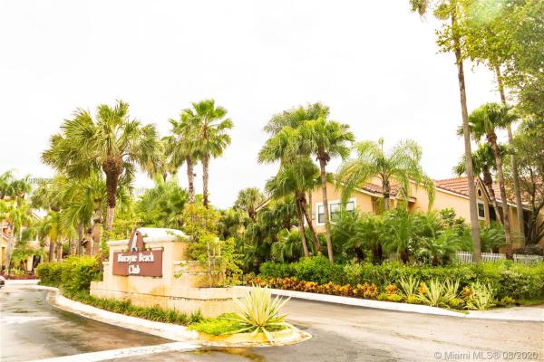 Biscayne Beach Club, 15661 SW 104th Ter #326, The Hammocks, Florida 33196, image 2