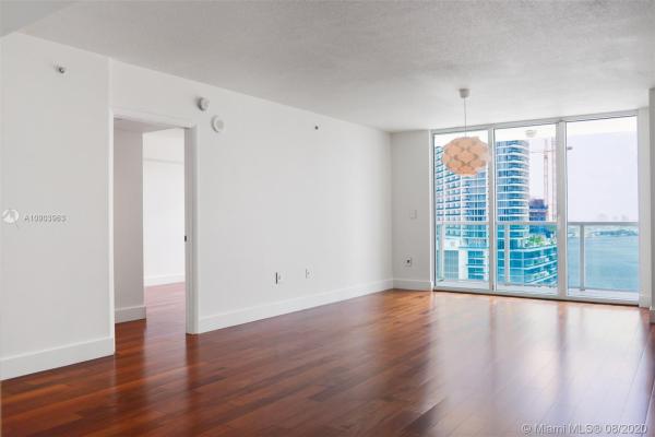 Brickell On The River North Tower, 31 SE 5th St #2204, Miami, Florida 33131, image 2