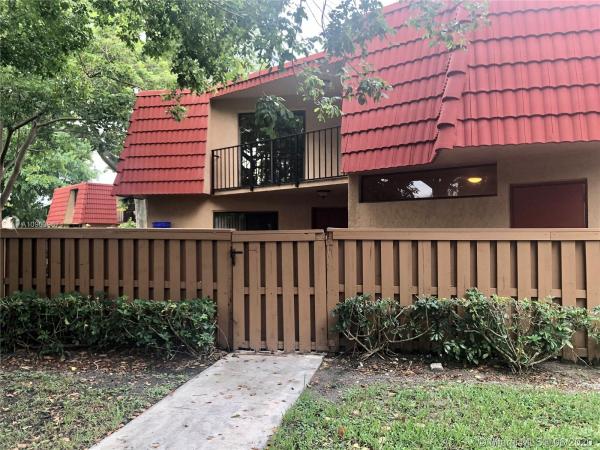 Banyan Lake, 8183 Severn Dr #C, Boca Raton, Florida 33433, image 2