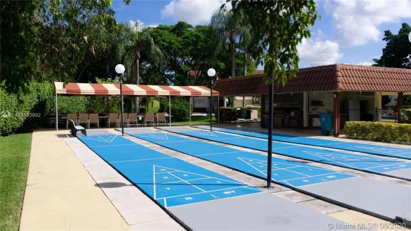 Hollybrook Golf & Tennis Club, 681 S Hollybrook Dr #201, Pembroke Pines, Florida 33025, image 1