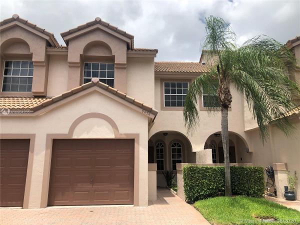 Coral Lake At Boca Raton, 9474 Boca River Cir, Boca Raton, Florida 33434, image 2