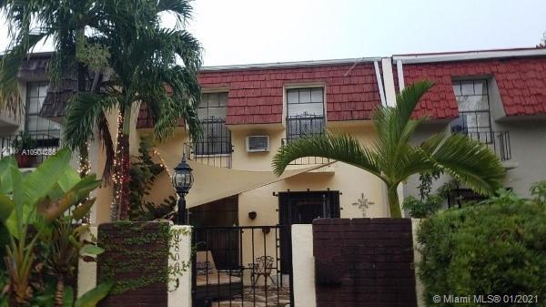 Cherry Grove Townhouses West, 9803 SW 93rd Ter 0, Kendall, Florida 33176, image 2