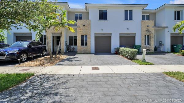 Venetian Parc, 17540 SW 153rd Ave, Richmond West, Florida 33187, image 2