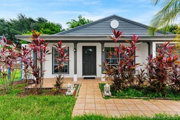 Country Park At Boca Raton, 8407 Red Wagon Ln, Boca Raton, Florida 33433, image 2
