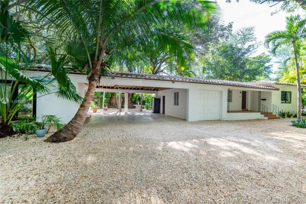 Sunshine Vistas, 3775 S Le Jeune Rd, Miami, Florida 33146, image 2