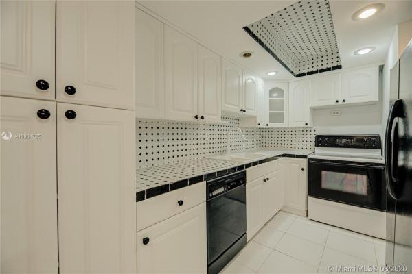 Arbor Courts, 14355 SW 97th Ter #14355, The Hammocks, Florida 33186, image 2
