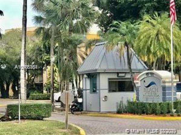 The Beach Club At Fontainebleau Park, 9351 Fontainebleau Blvd #B111, Fountainebleau, Florida 33172, image 2