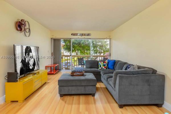 Riviera Towers, 600 NE 25th St #20, Miami, Florida 33137, image 1