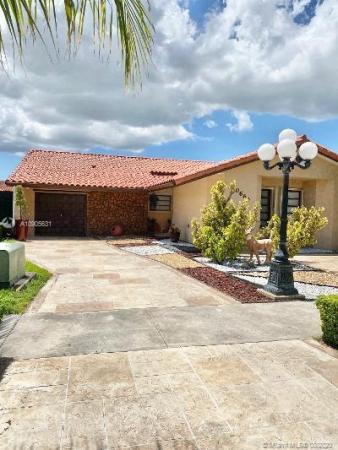 Woodfield, 10664 SW 144th Ct, The Hammocks, Florida 33186, image 2