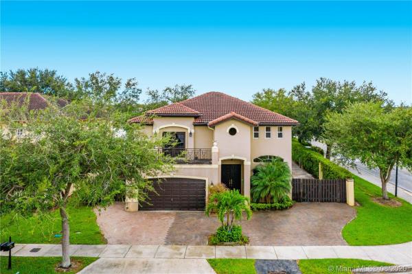 16676 SW 61st Way, Unincorporated Dade County, Florida 33193, image 2
