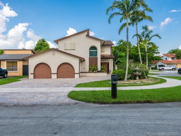 Woodfield, 10632 SW 143rd Ave, The Hammocks, Florida 33186, image 2
