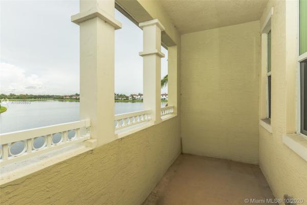 Cascada Isle, 2929 Tortola Way, Cooper City, Florida 33024, image 2