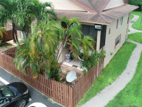 Pine Grove, 11253 SW 88th St #105G, Kendall, Florida 33176, image 2