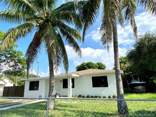 Highview Gardens, 765 NW 138th St, Golden Glades, Florida 33168, image 2