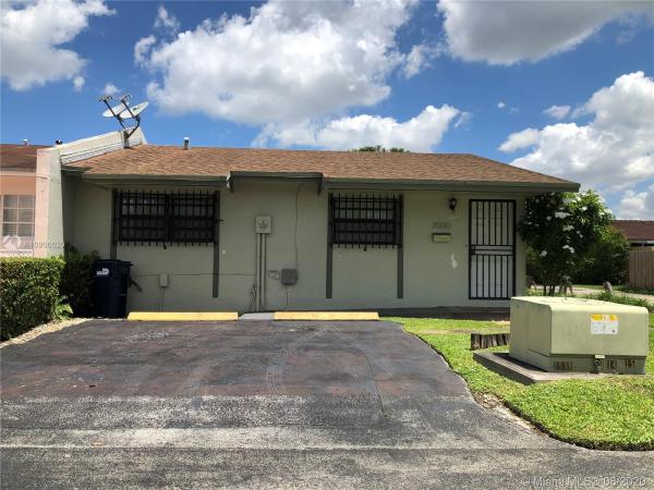 Summer Grove, 2000 SW 103rd Ct, University Park, Florida 33165, image 2