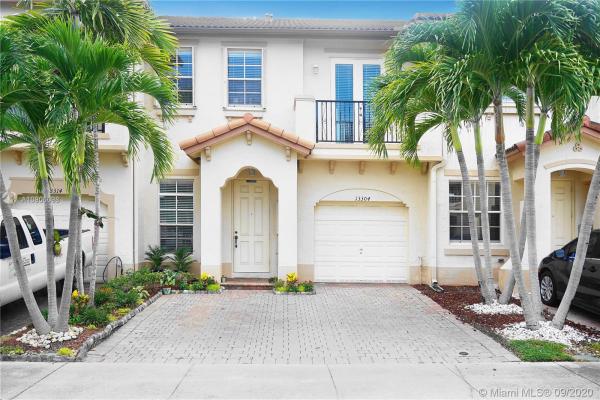 Tuscany Village, 13304 SW 128th Path #13304, Three Lakes, Florida 33186, image 2
