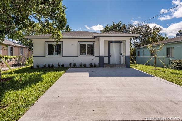 Seminole Lawn, 3283 NW 49th St, Brownsville, Florida 33142, image 2