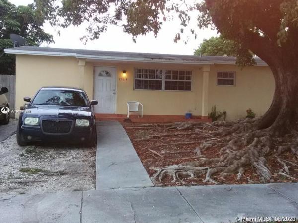 Newton Heights, 15814 SW 300th Ter, Leisure City, Florida 33033, image 3