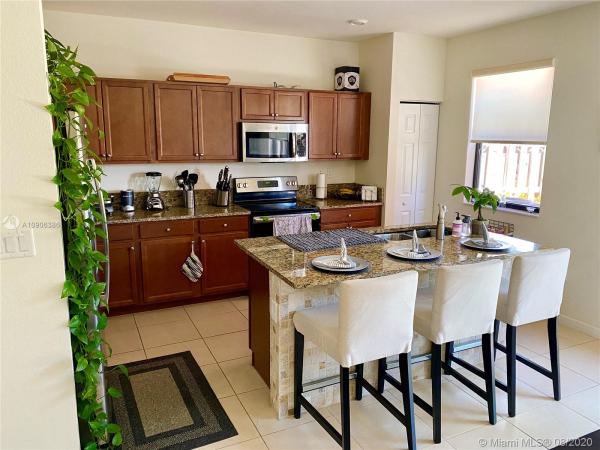 Artesa At Coco Palm Estates, Princeton, Florida 33032, image 2