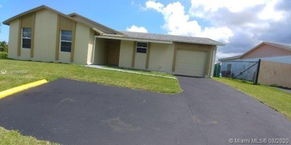 Meadow Wood Manor, 13000 SW 259th St, Princeton, Florida 33032, image 2
