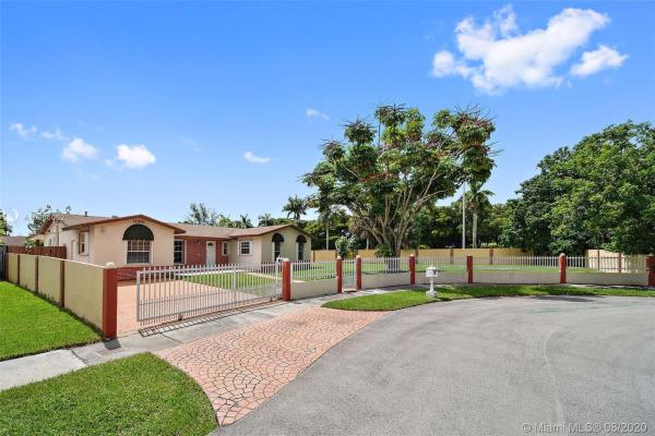 Devon Aire Estates, 11941 SW 120th Ave, The Crossings, Florida 33186, image 2