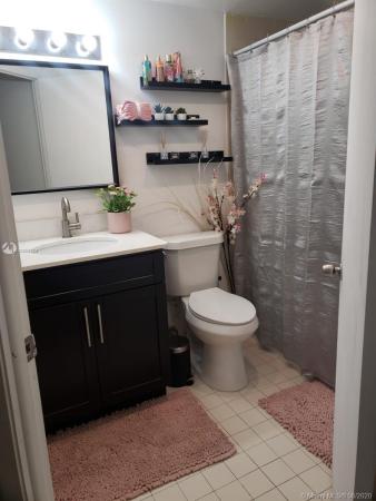 Las Vistas At Doral, 8290 Lake Dr #337, Doral, Florida 33166, image 2