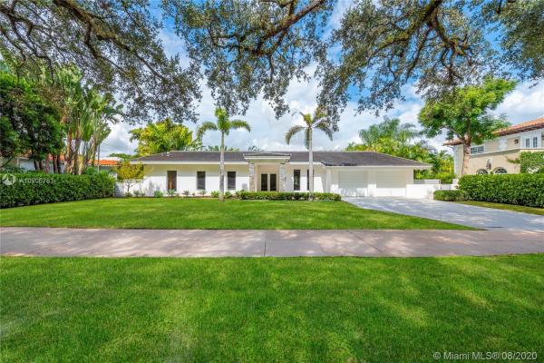 Granada, 1720 Country Club Prado, Coral Gables, Florida 33134, image 2