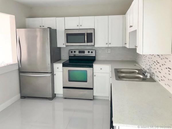 Sunrise Towne, 2650 NW 60th Way #176, Sunrise, Florida 33313, image 2