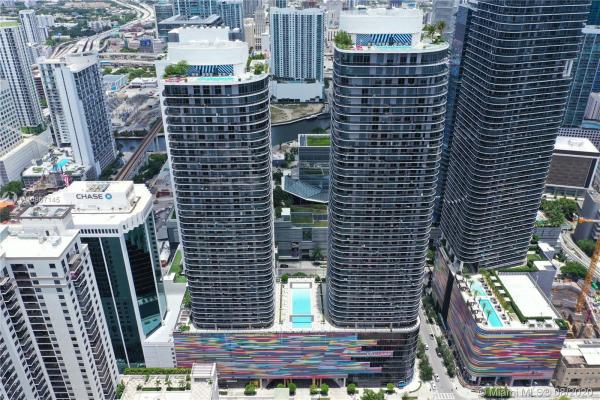 Brickell Heights East, 45 SW 9th St #2001, Miami, Florida 33130, image 2