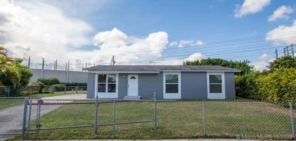 12765 SW 261st Ter, Unincorporated Dade County, Florida 33032, image 2