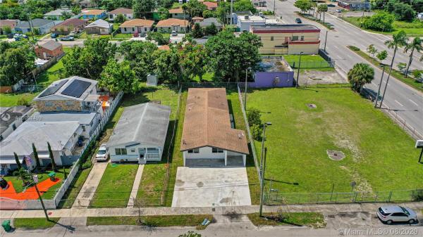 Ridgeway, 2180 NW 59th St, Brownsville, Florida 33142, image 2
