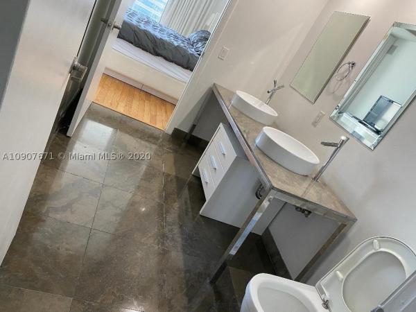 Icon Brickell Tower 3, 485 Brickell Ave #3609, Miami, Florida 33131, image 2