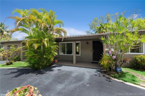 Twin Lakes Manor, 6201 SW 63rd Ct, South Miami, Florida 33143, image 2