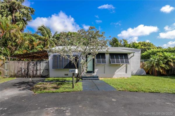 Cleveland Terrace, 1641 Cleveland St, Hollywood, Florida 33020, image 2