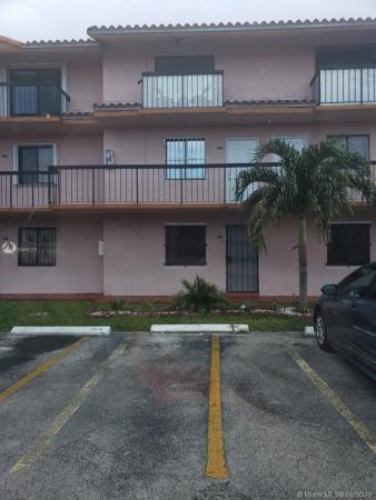 Hialeah Club Villas, 2162 W 60th St #14206, Hialeah, Florida 33016, image 1