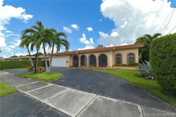 Coral Boulevard, 9931 SW 23rd St, University Park, Florida 33165, image 2