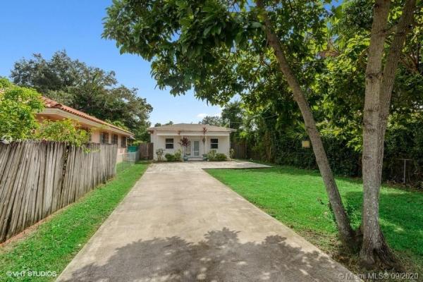 Coral Way Park, 2309 SW 58th Ct, Coral Terrace, Florida 33155, image 2