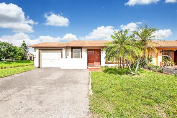 3320 SW 96th Ter, Miramar, Florida 33025, image 2
