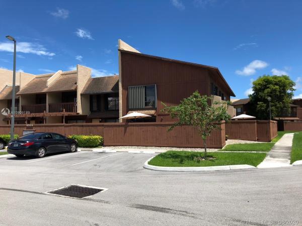Snapper Village, 6504 SW 114th Pl #E79, Kendall, Florida 33173, image 2