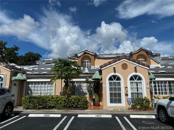 Fountain Park, 6826 NW 166th Ter #703, Miami Lakes, Florida 33014, image 2