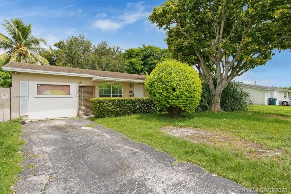 Fairway Park, 15821 SW 103rd Ct, Palmetto Estates, Florida 33157, image 2
